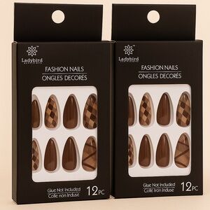 Geometric Brown Plaid Design Press-On Nails – Almond Shaped (Set of 2, 24ct)
